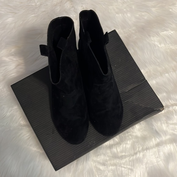 Black boots - Picture 4 of 12